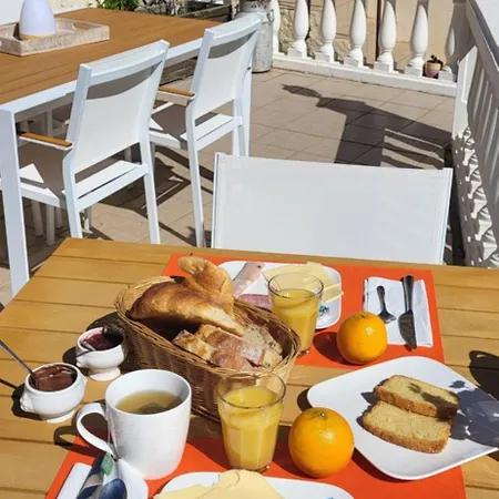 Bed & Breakfast La Maison Millesime La Caunette