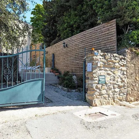 La Maison Millesime Bed & Breakfast *